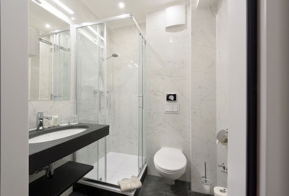 Boutique Hotel Dom - Rooms & Suites Classic Double Room 9