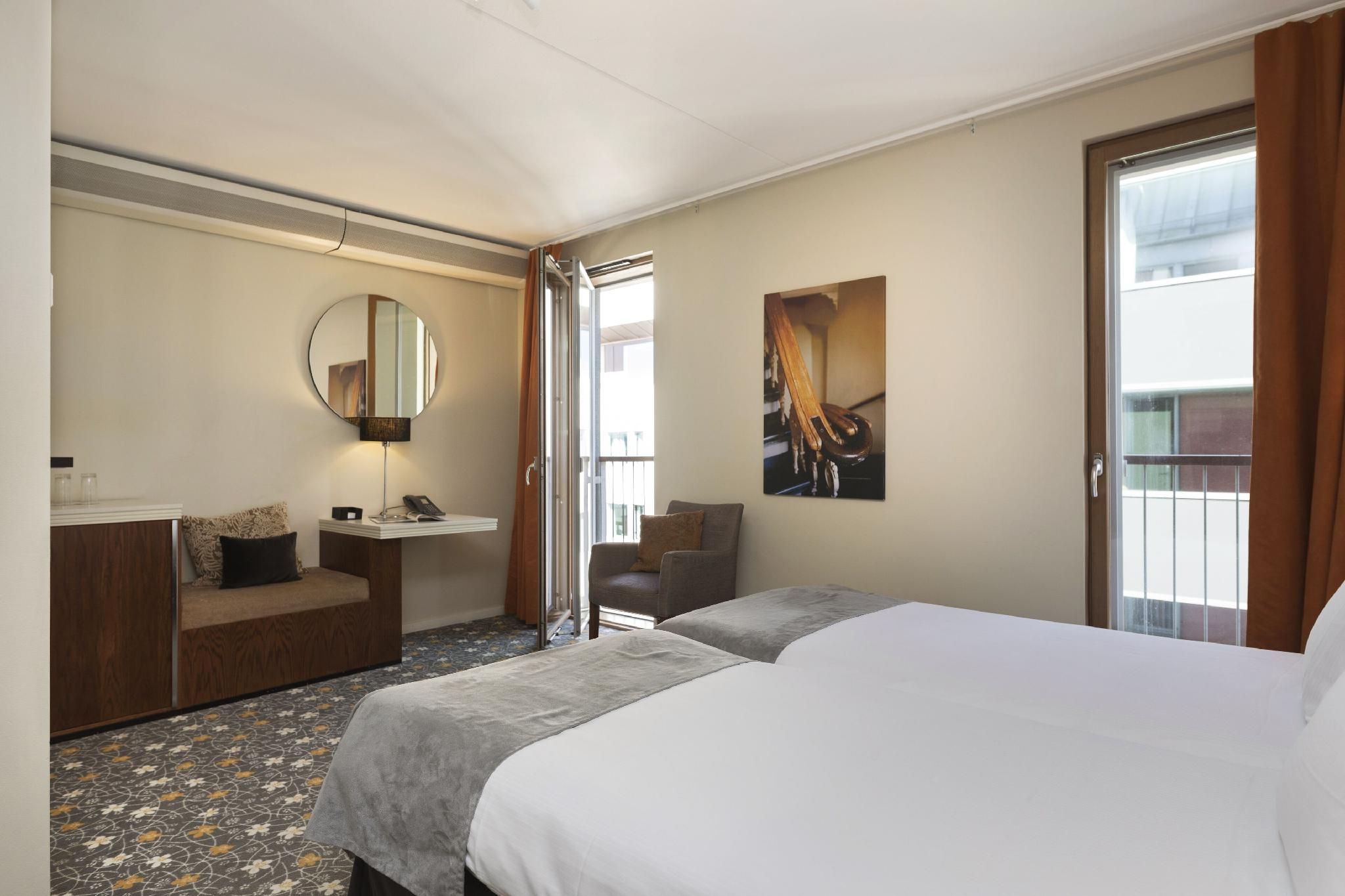 undefined ProfilHotels Opera 6