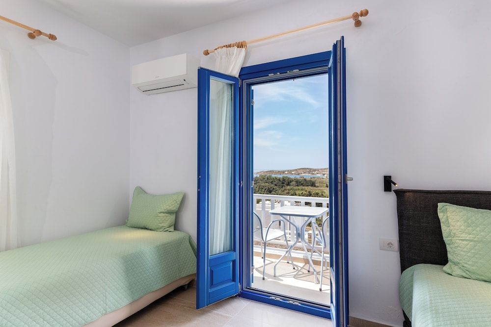 Family Room, Sea View
