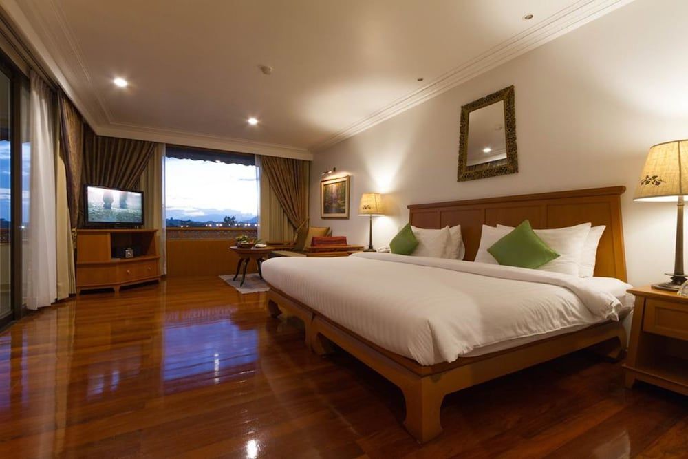 Suite, Balcony, River View