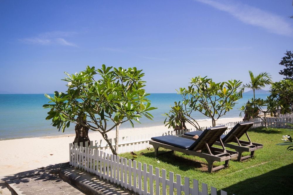 Rajapruek Samui Resort Beachfront Bungalow 12