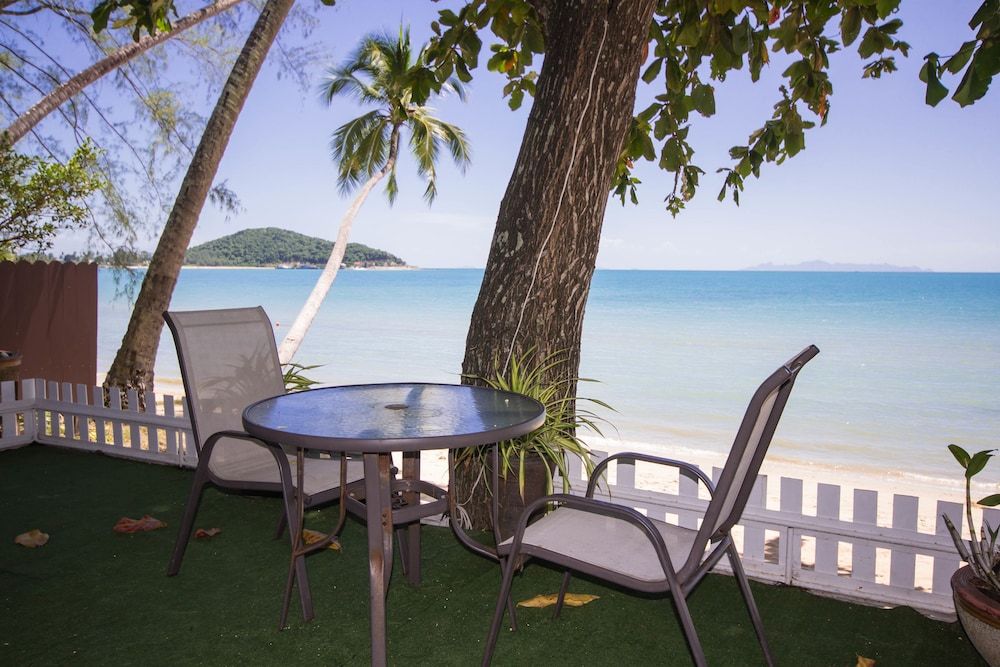 Rajapruek Samui Resort Beachfront Bungalow 10