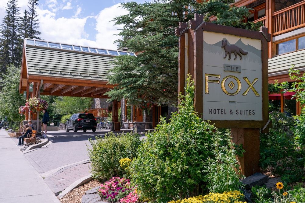 undefined The Fox Hotel and Suites 7