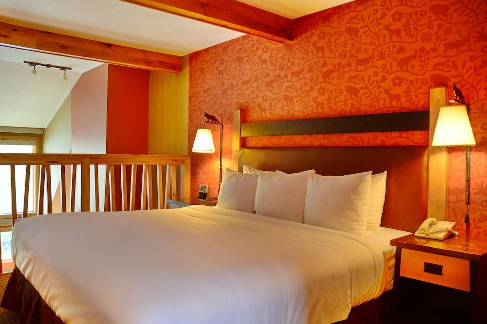 undefined The Fox Hotel and Suites 5