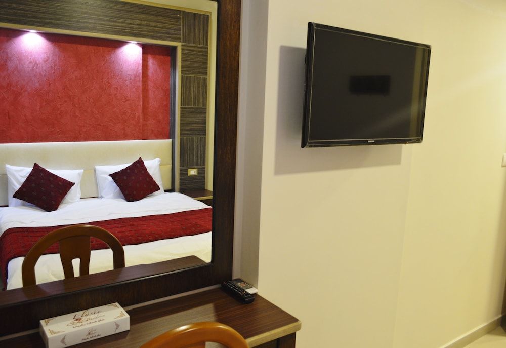 undefined Elysee Residence 5