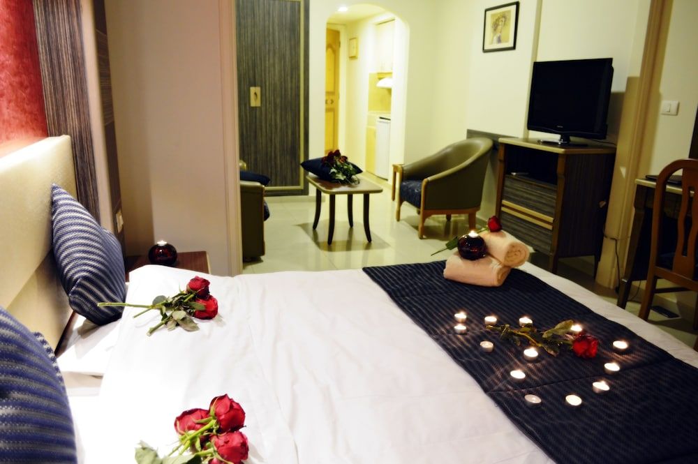 undefined Elysee Residence 7