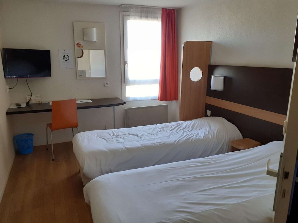 Standard Room, 2 Twin Beds