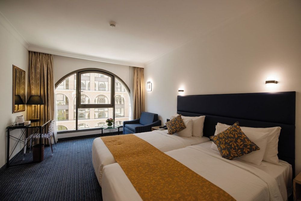 Grand Court Jerusalem Premium Room 2