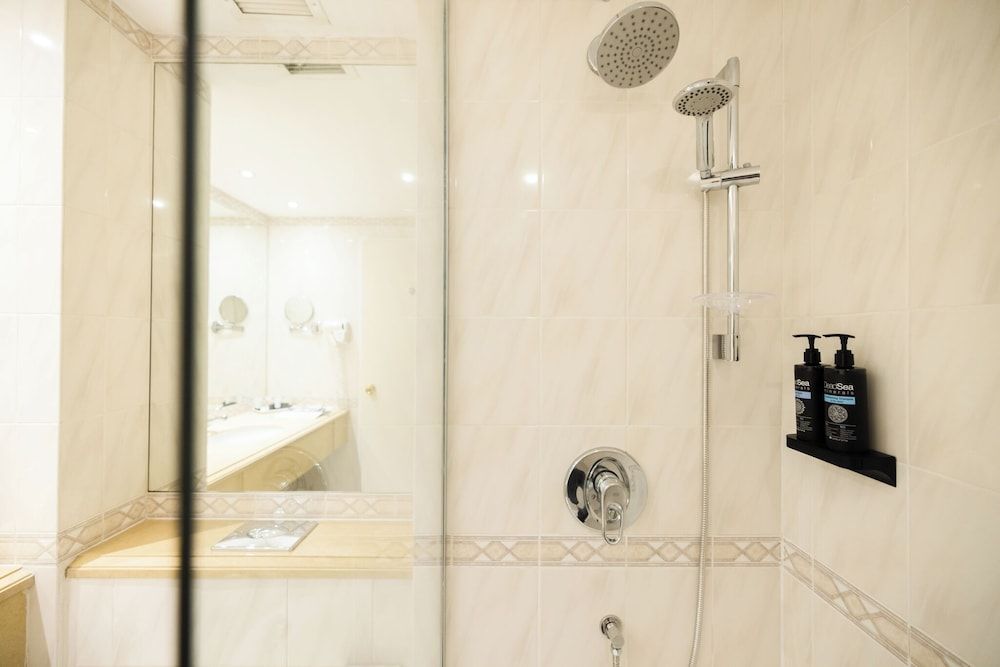 Grand Court Jerusalem Premium Room 3