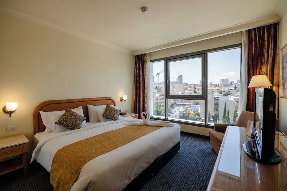 Grand Court Jerusalem Deluxe Suite 2