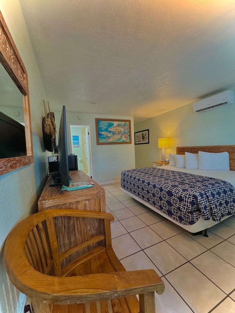 Creekside Inn King Bed Water View 2