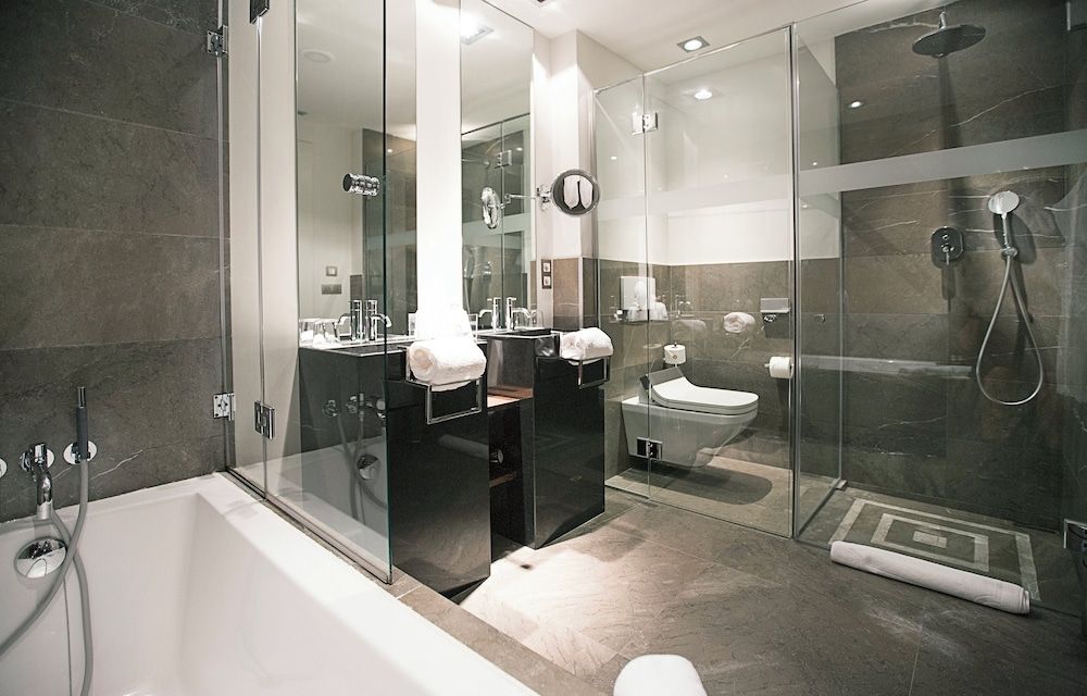 Hospes Palacio del Bailío, a Member of Design Hotels Deluxe Room 5