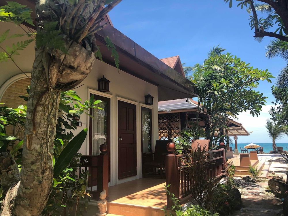 undefined Kanok Buri Resort 8