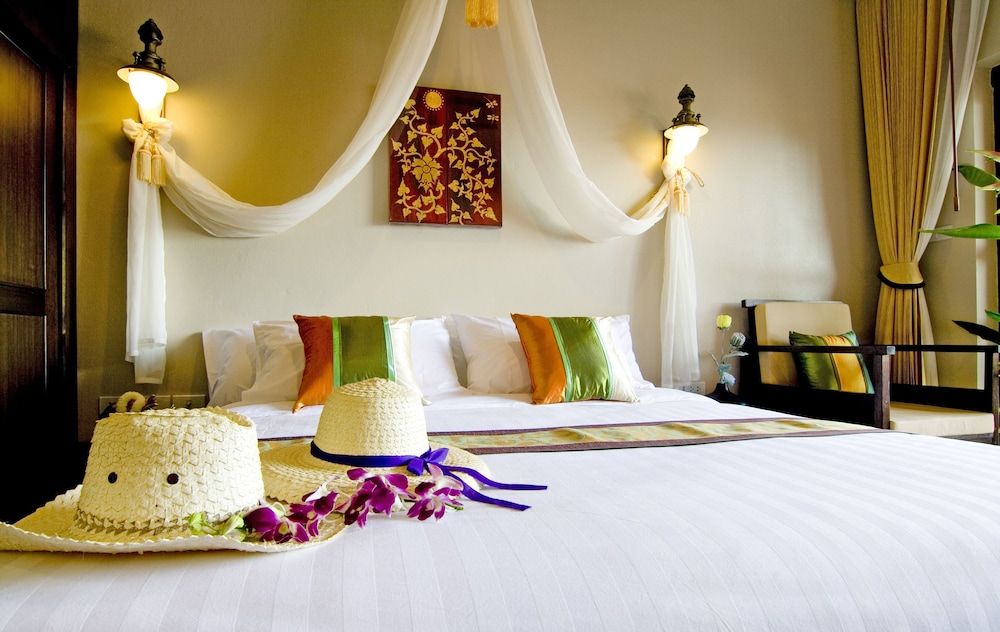 Kanok Buri Resort Balcony Room