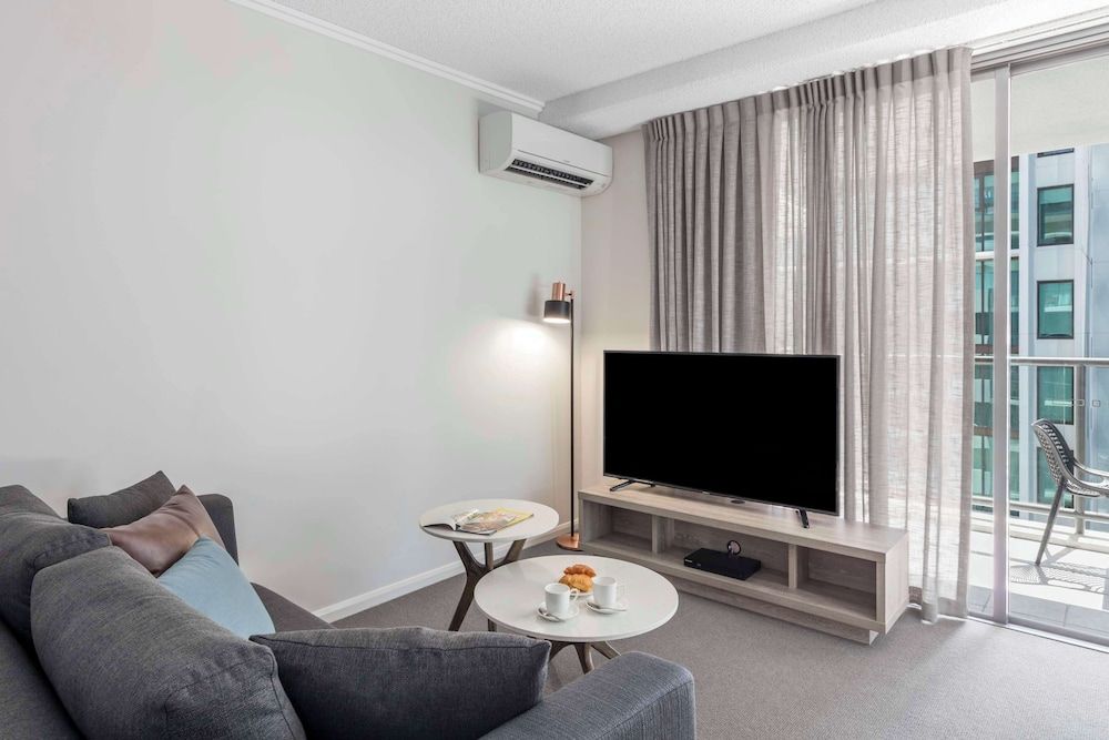 Oaks Brisbane on Margaret Suites Executive Apartment, 1 Bedroom 5