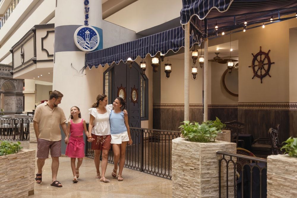 undefined Seadust Cancún All Inclusive Family Resort 4