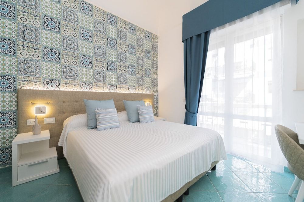 Hotel Miramare Superior Double Room 8