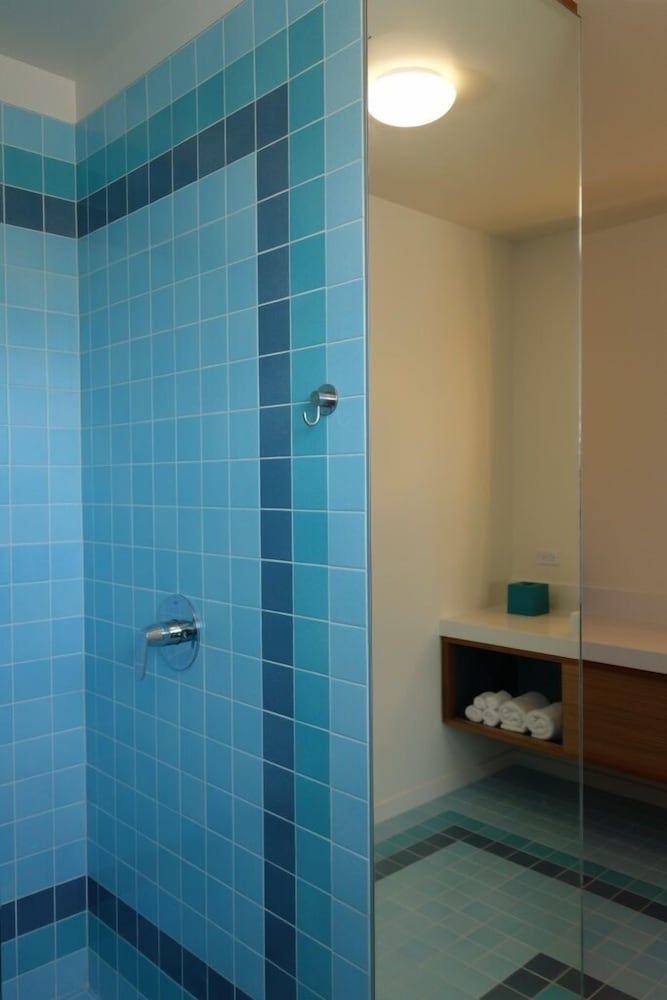 Deluxe Room, 1 King Bed, Accessible