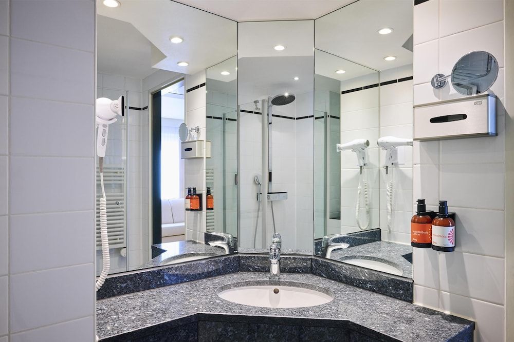 undefined iStay by NH Berlin City Ost Hotel 9