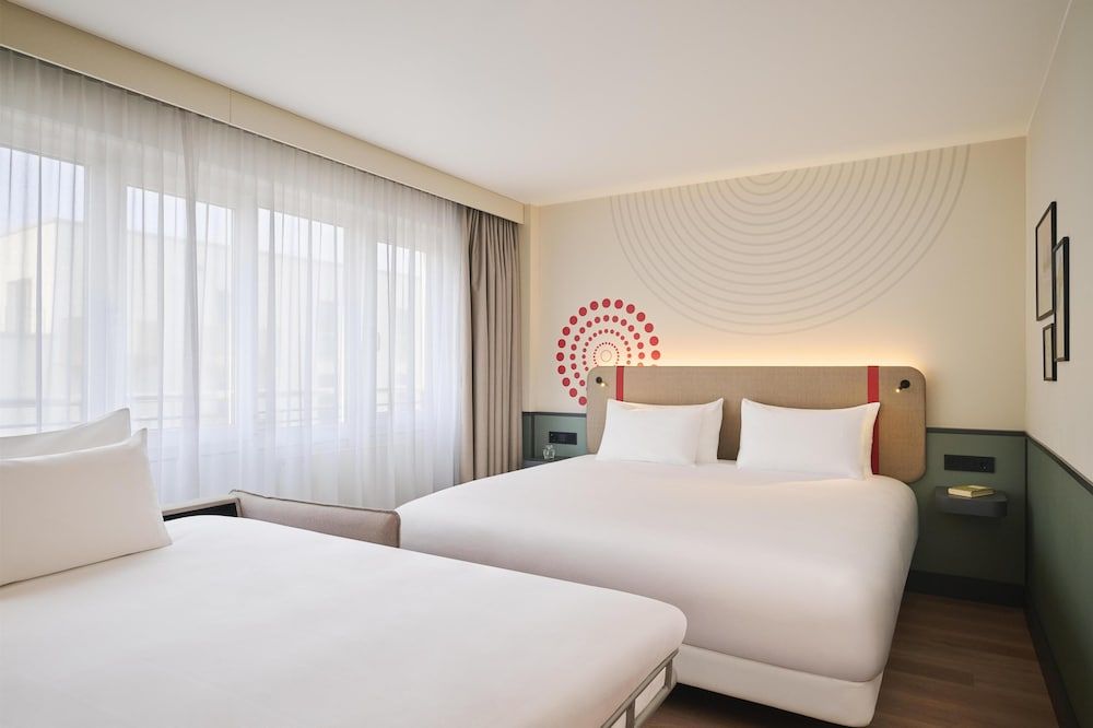 undefined iStay by NH Berlin City Ost Hotel 4