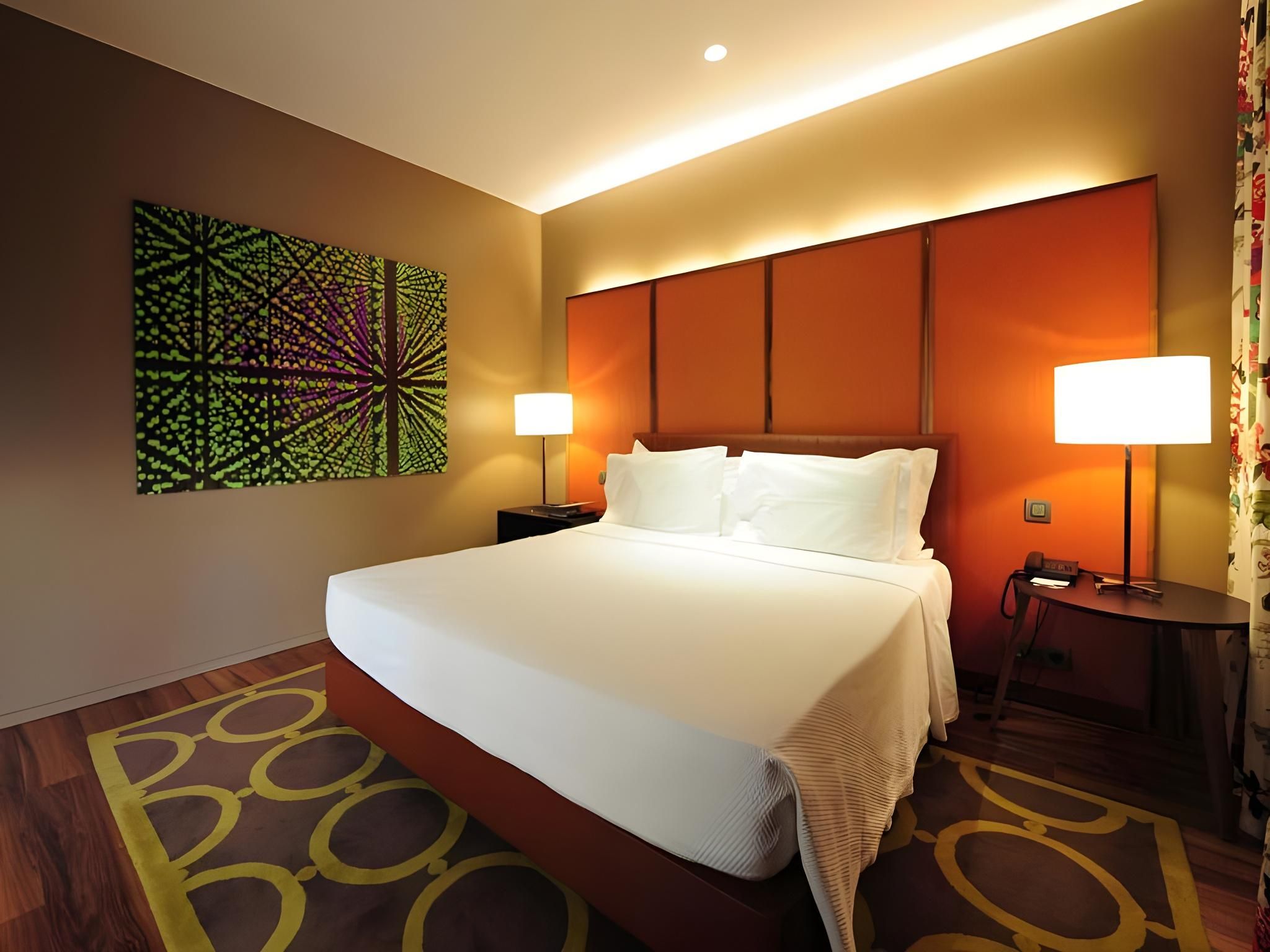 Hotel de Guimarães Deluxe Suite 2