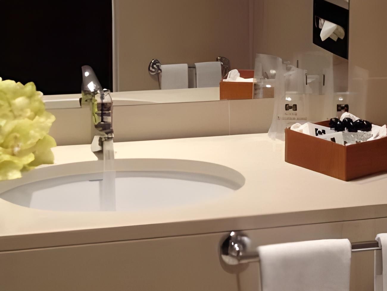 Family Junior Suite (2 Adults + 2 Children)