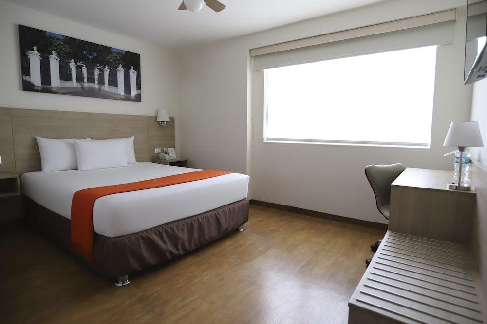 Traditional Room, 1 Queen Bed