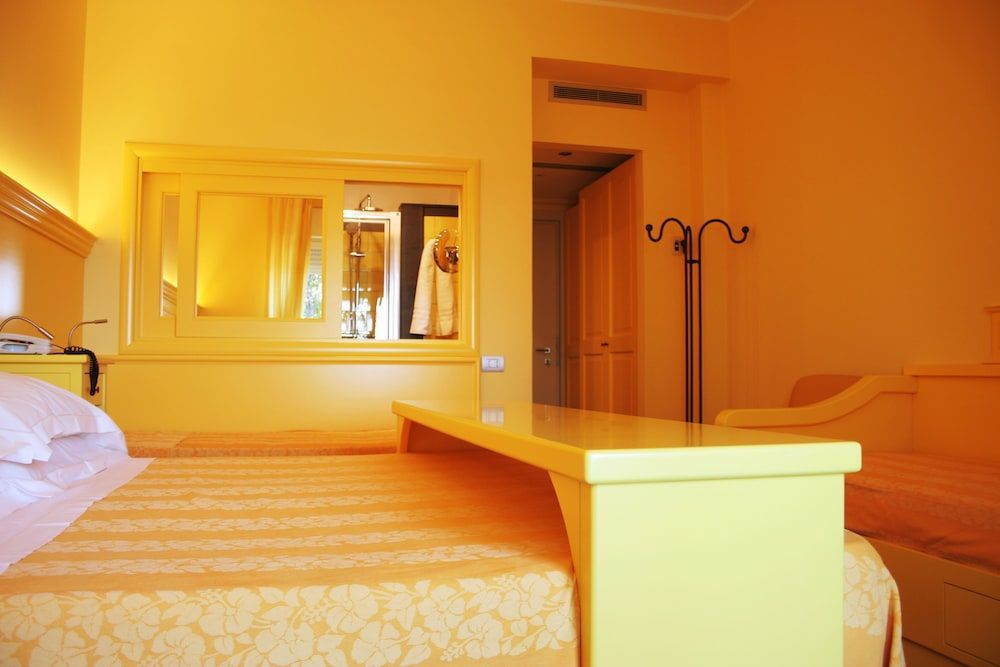Family Quadruple Room, 1 Bedroom, Balcony, Beachfront