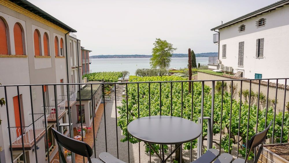 Hotel Mavino Superior Room 5