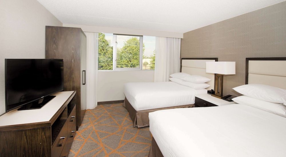 Standard Suite, 2 Double Beds