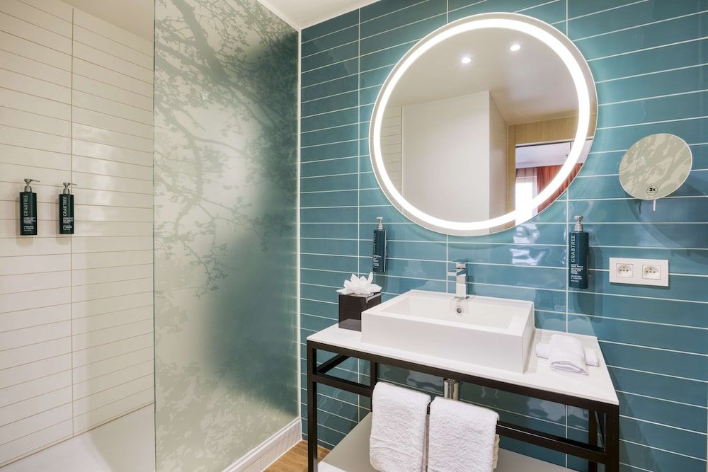 Hilton Garden Inn Brussels City Centre King Deluxe Room 5