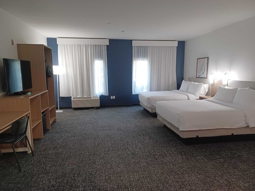 Room, 2 Queen Beds