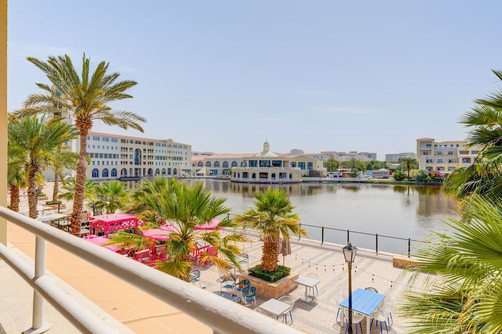 undefined Millennium Lakeview Residence 6