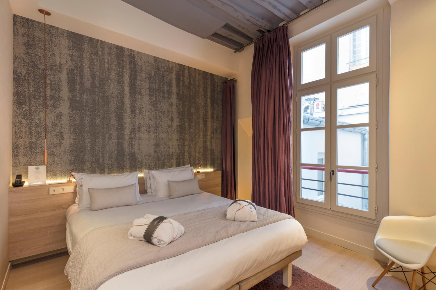 Hotel de Lille Executive Double Room 5