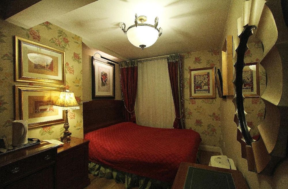 Opulence Boutique Hotel Double Room 3