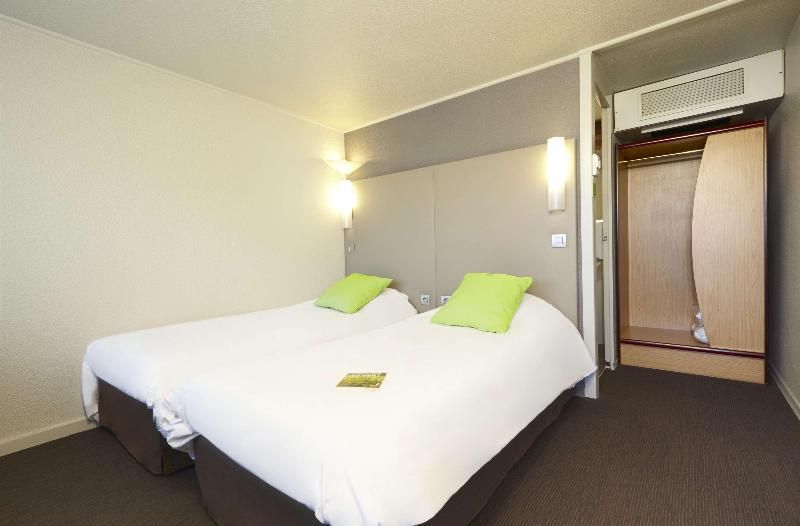 Standard Room 2 Single Beds Room