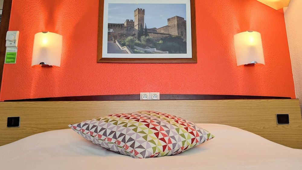 Campanile Salon De Provence Standard Room, 1 Double Bed (1 Junior Bed up to 10 years)