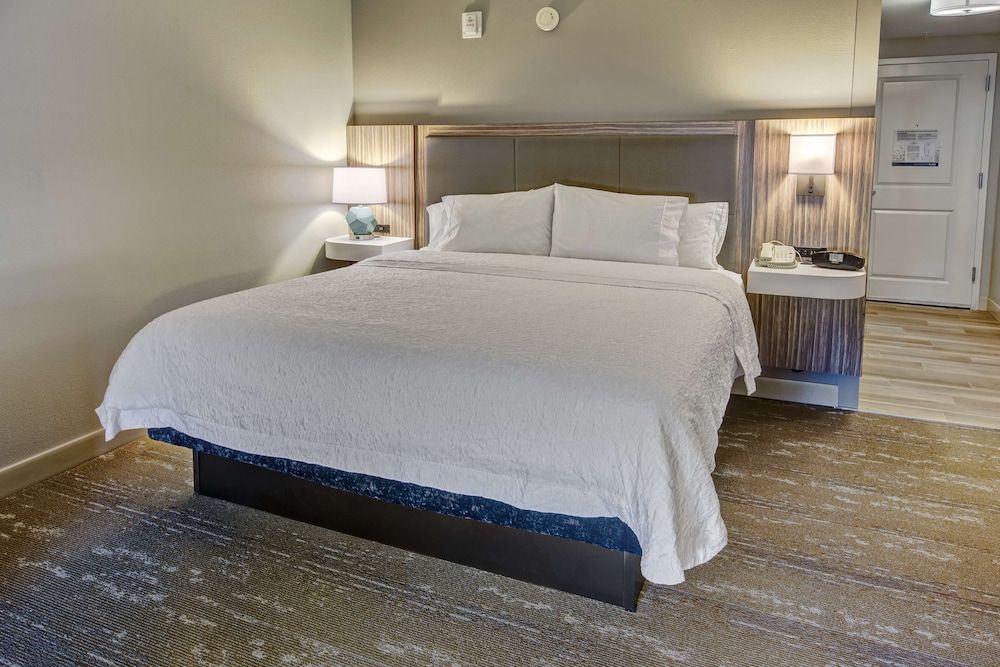 Standard Room, 1 King Bed, Non Smoking