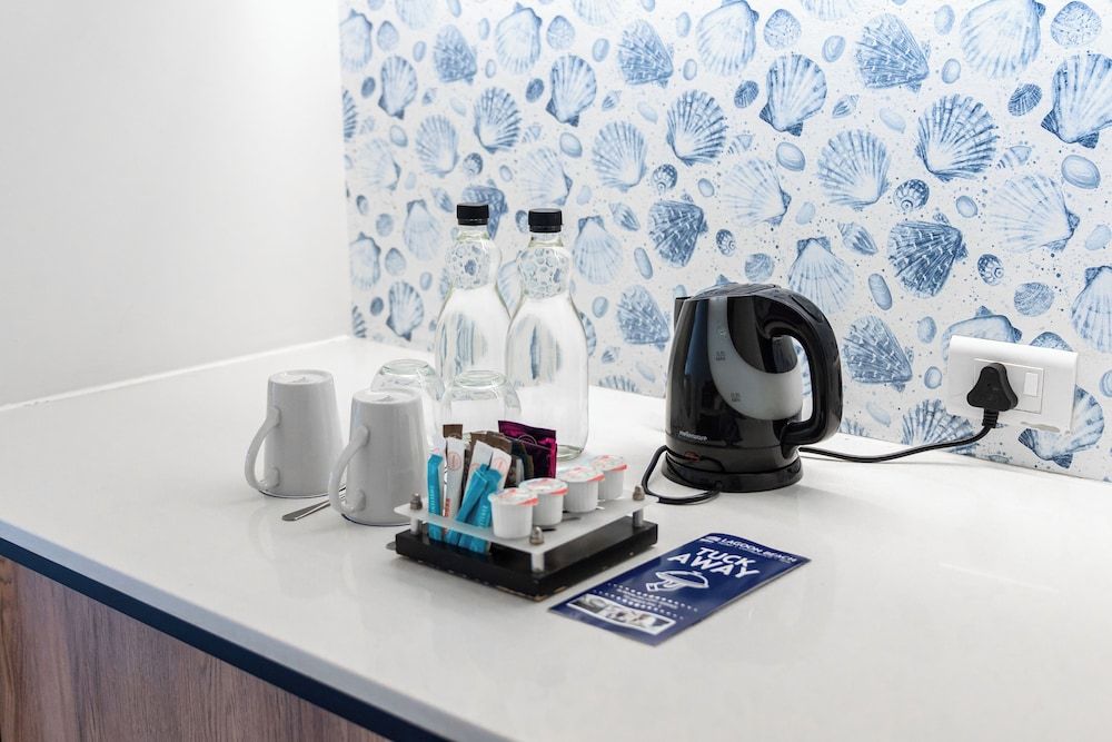 Lagoon Beach Hotel & Spa Partial Sea Facing King or Twin Room 8