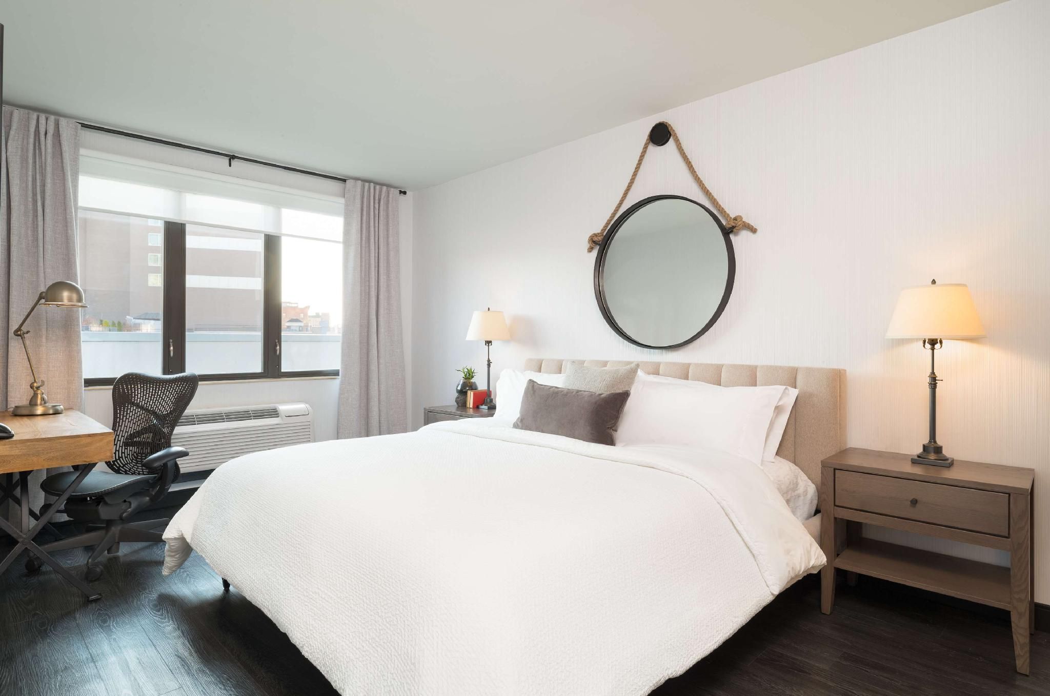 1 KING 1 BDRM PENTHOUSE STE