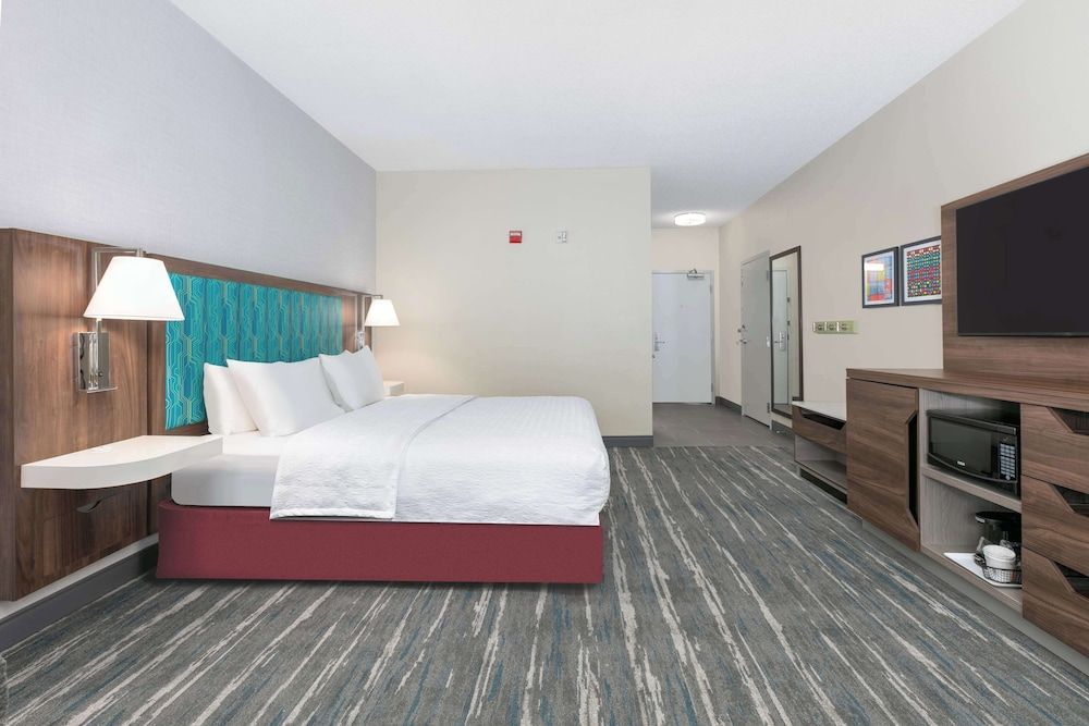 Room, 1 King Bed, Accessible, Non Smoking