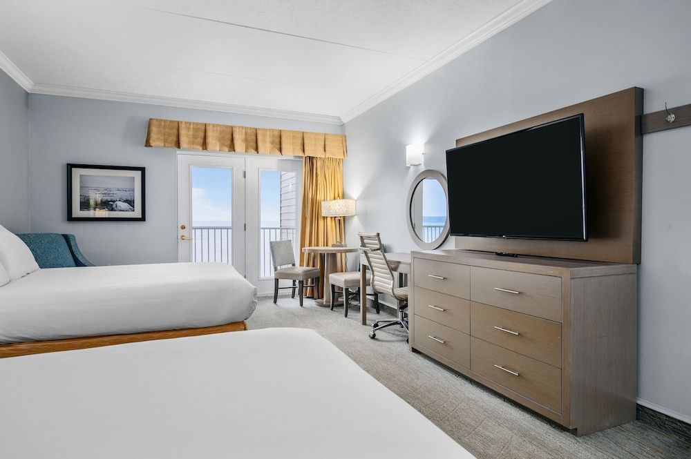 Cherry Tree Inn & Suites Elk Rapids Studio - 2 Queens 3