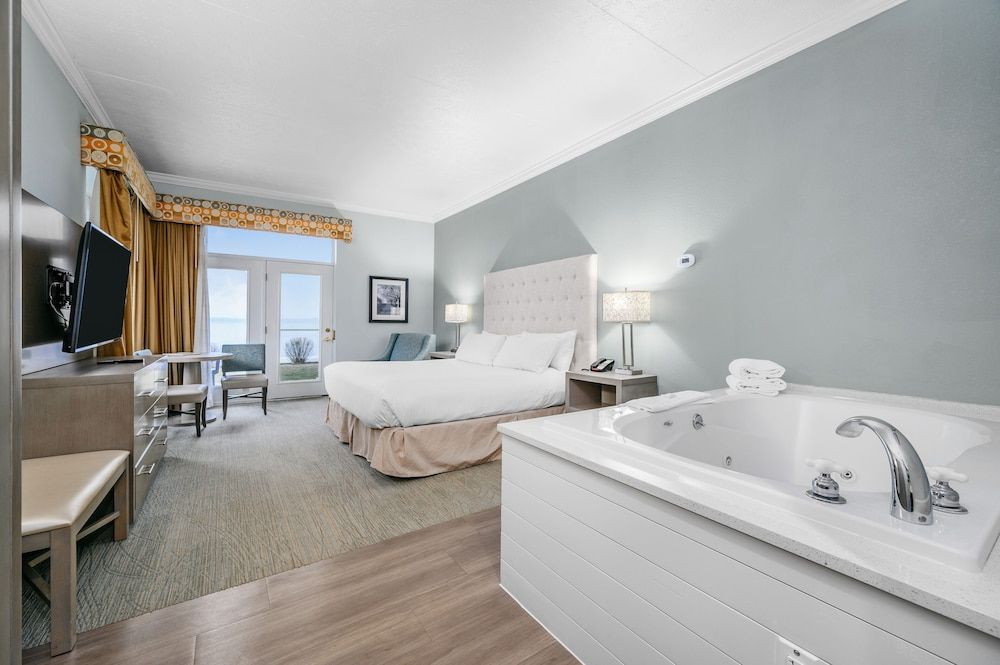 Cherry Tree Inn & Suites