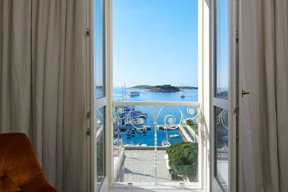 undefined Palace Elisabeth, Hvar Heritage Hotel - The Leading Hotels of the World 9