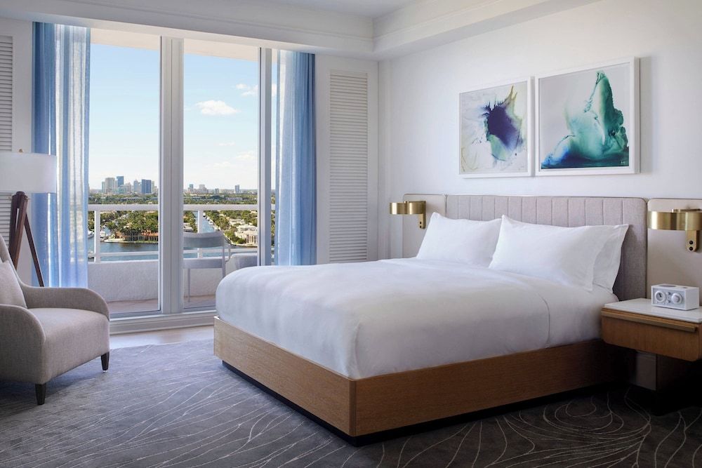 The Ritz-Carlton, Fort Lauderdale Room, 1 King Bed 2