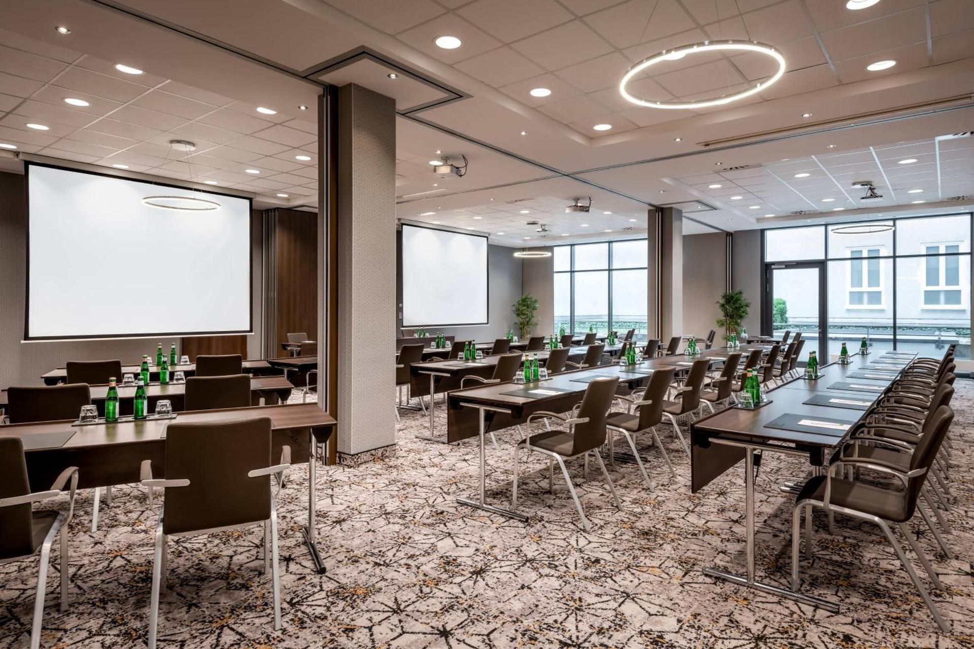 Meeting room / ballrooms