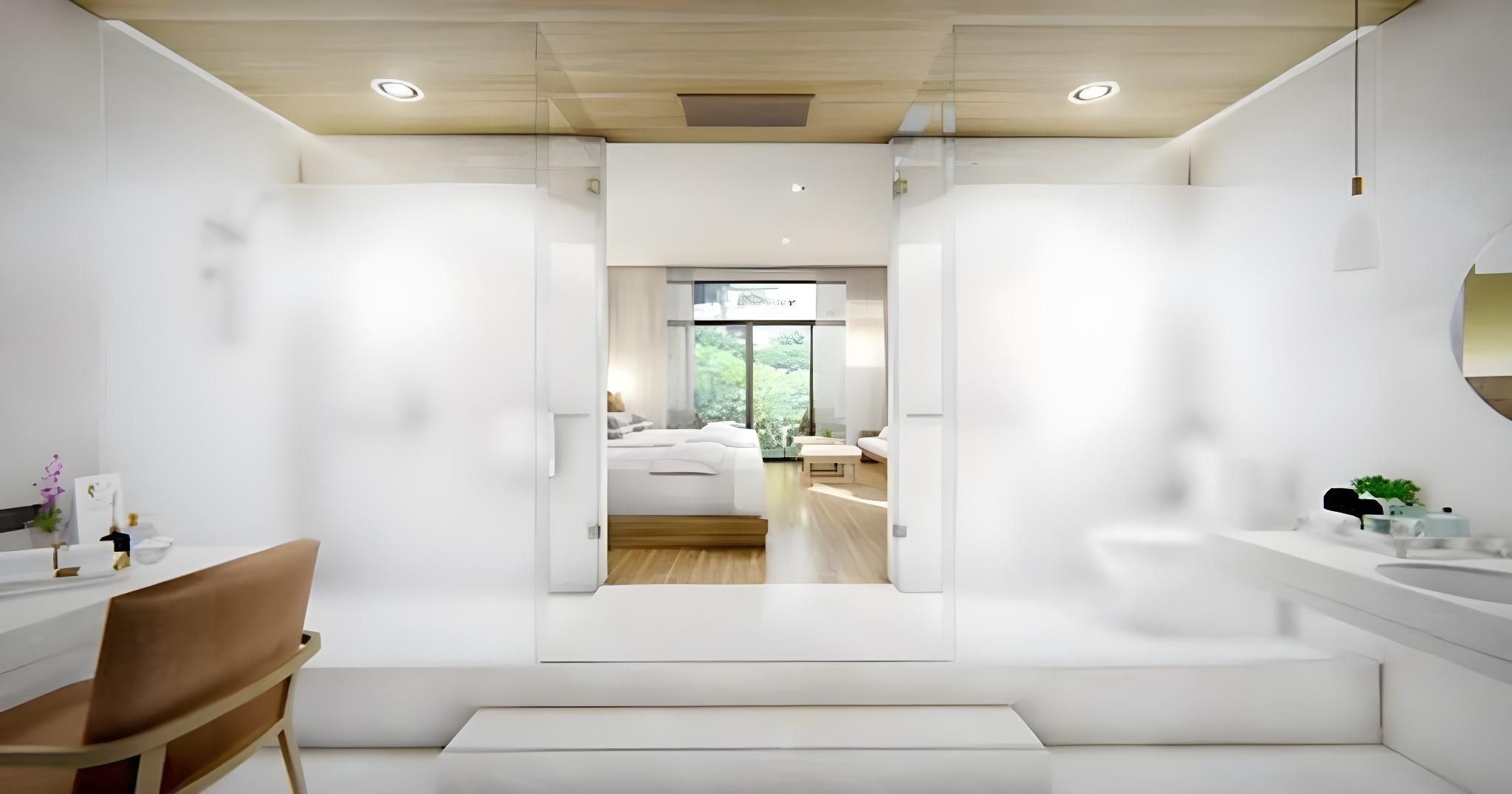 The Briza Beach Resort, Samui Deluxe Triple 4