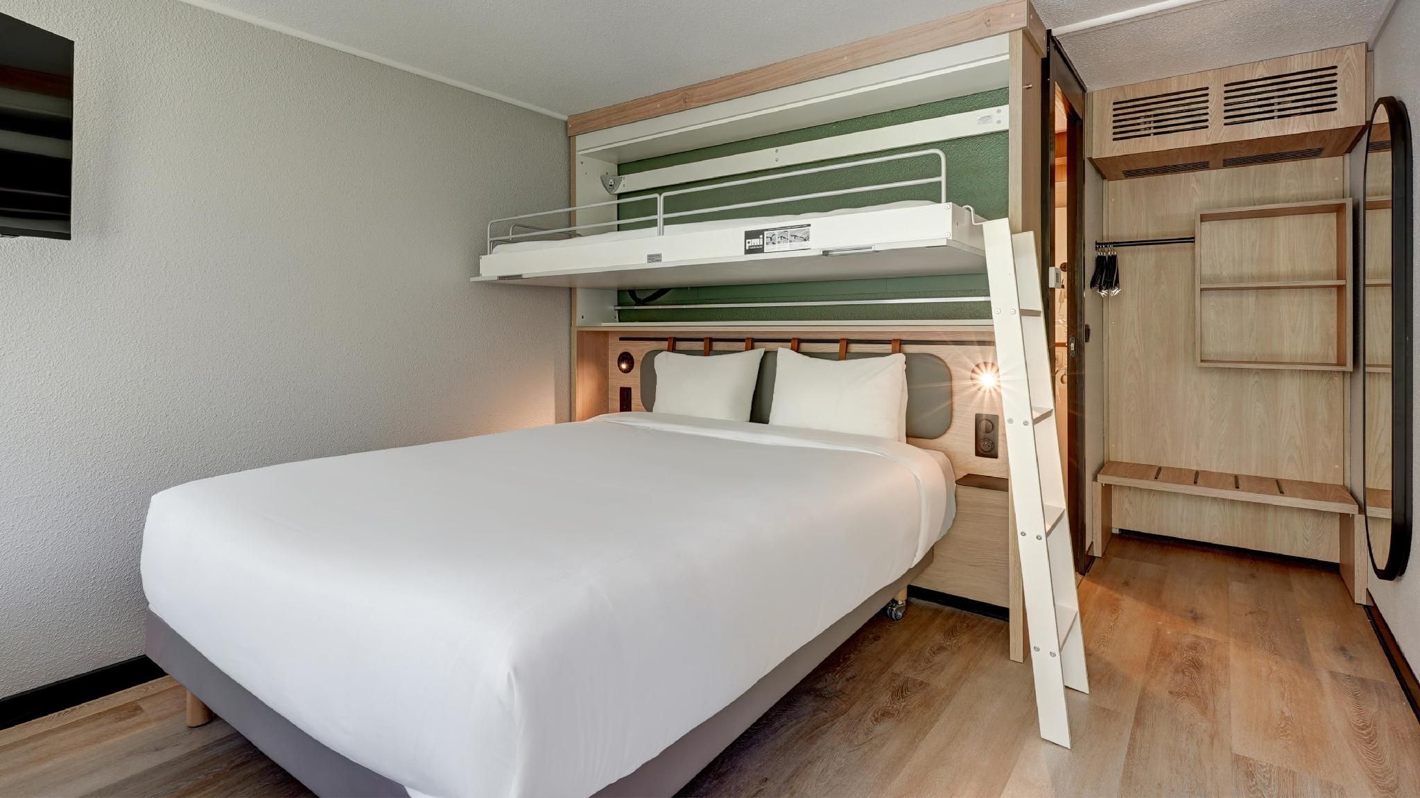 Standard Room - 1 Queen Bed 1 Bunk Bed