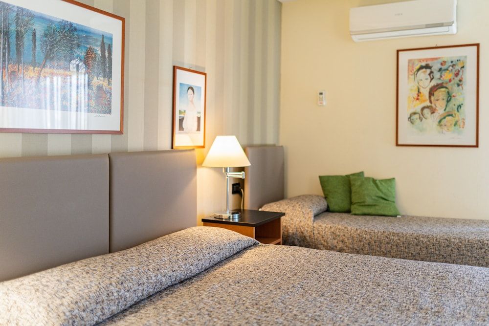 Albergo Athenaeum Triple Room 2