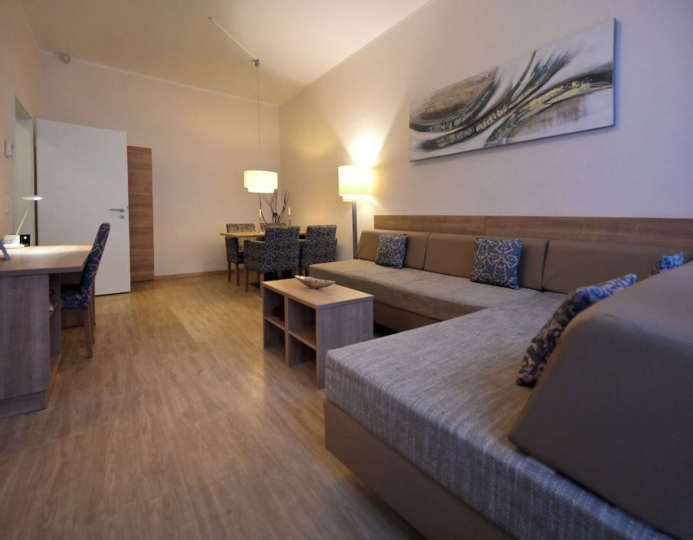 Hotel & Living Am Wartturm Comfort Apartment, Kitchen, Annex Building (Wormser Str. 11) 4